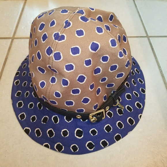 Coach spotted hat - Picture 3 of 3